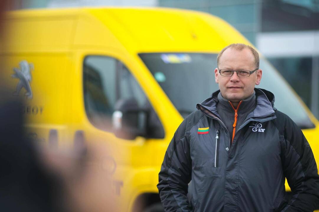 Mažėtų: jeigu užmiesčio keliuose padidėtų maksimalus leistinas važiavimo greitis, mažėtų tolerancijos ribos jį viršijantiems.