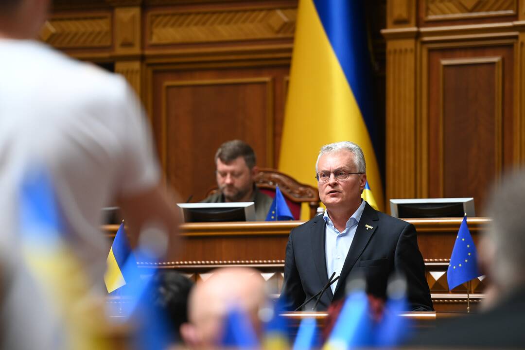 V. Zelenskiui įteiktas aukščiausias Lietuvos valstybės apdovanojimas