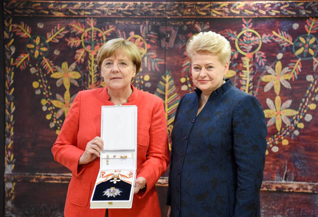 Angela Merkel (kairėje) ir Dalia Grybauskaitė (dešinėje)