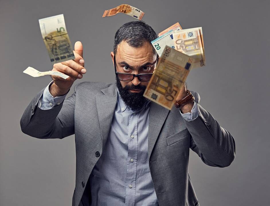 Pasaulyje – jau 23 milijonai milijonierių: iš kur jie atsiranda?