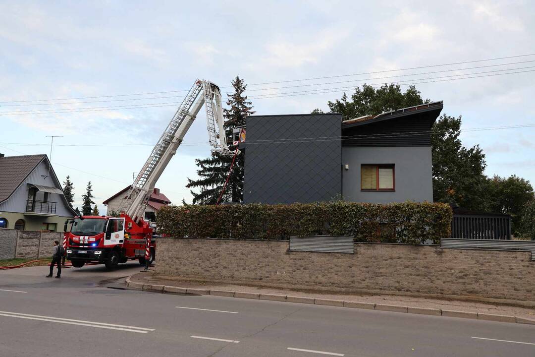 Vilijampolėje degė gyvenamasis namas