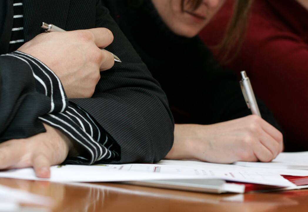 Nuteisti septyni vienos įmonės darbuotojai: turės sumokėti tūkstantines baudas
