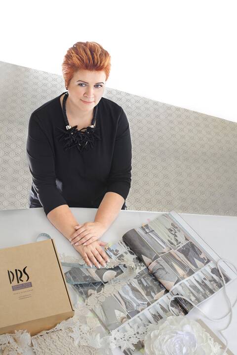 Derinys: pasak D.R.Stankevičienės, suknelė padeda atsiskleisti moters asmenybei. 