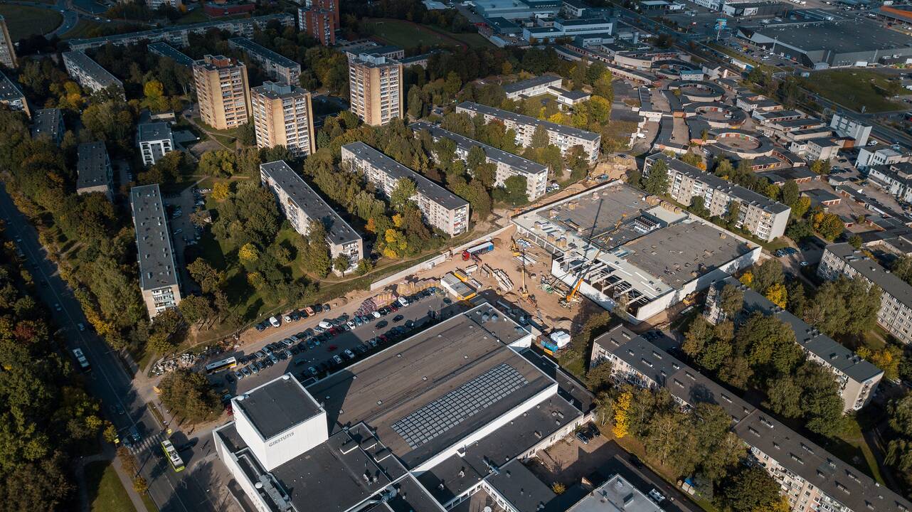 Naujoji ledo arena Kaune kyla lyg ant mielių