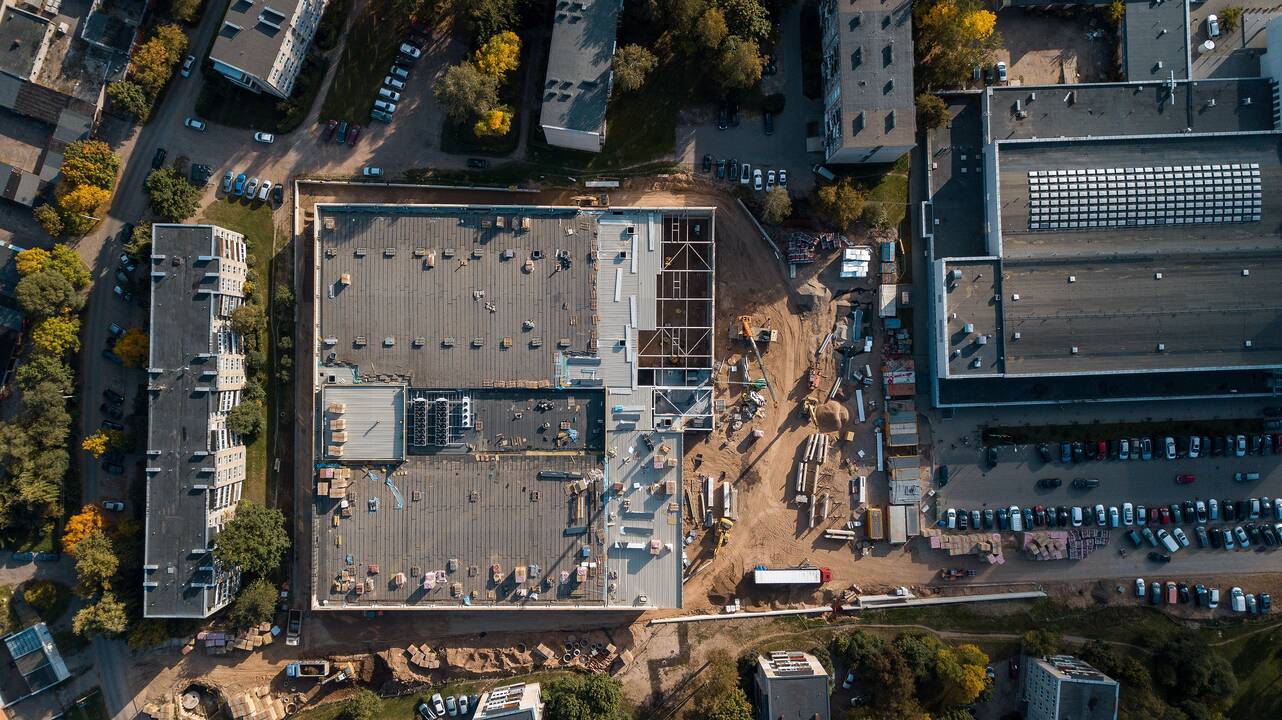 Naujoji ledo arena Kaune kyla lyg ant mielių
