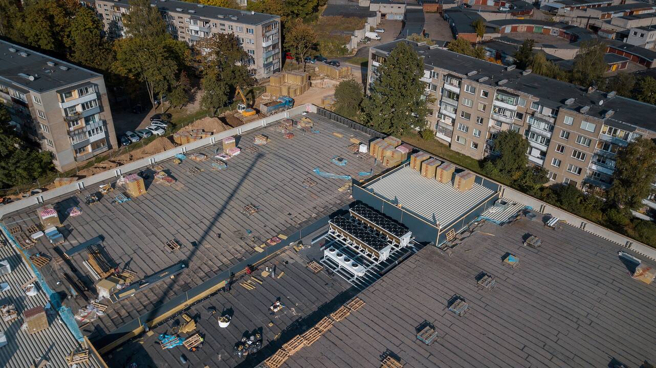 Naujoji ledo arena Kaune kyla lyg ant mielių