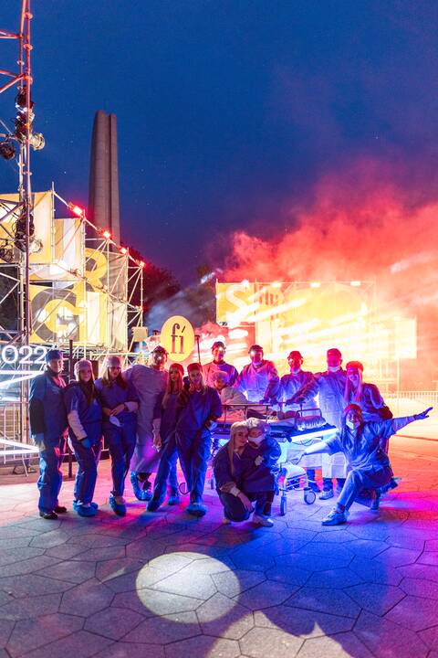 Į Parodos kalną „Fluxus“ stiliumi kopė šimtai