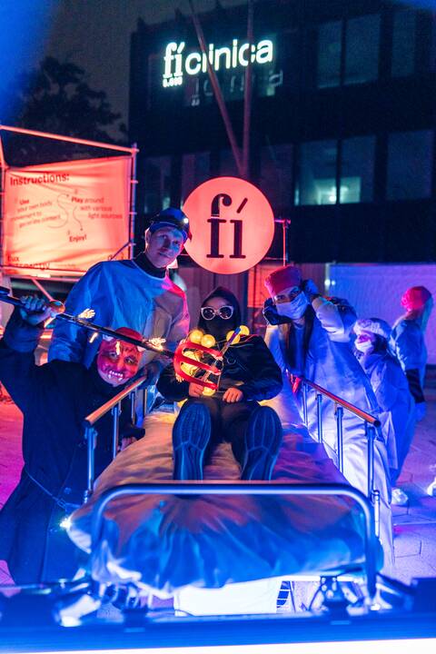 Į Parodos kalną „Fluxus“ stiliumi kopė šimtai