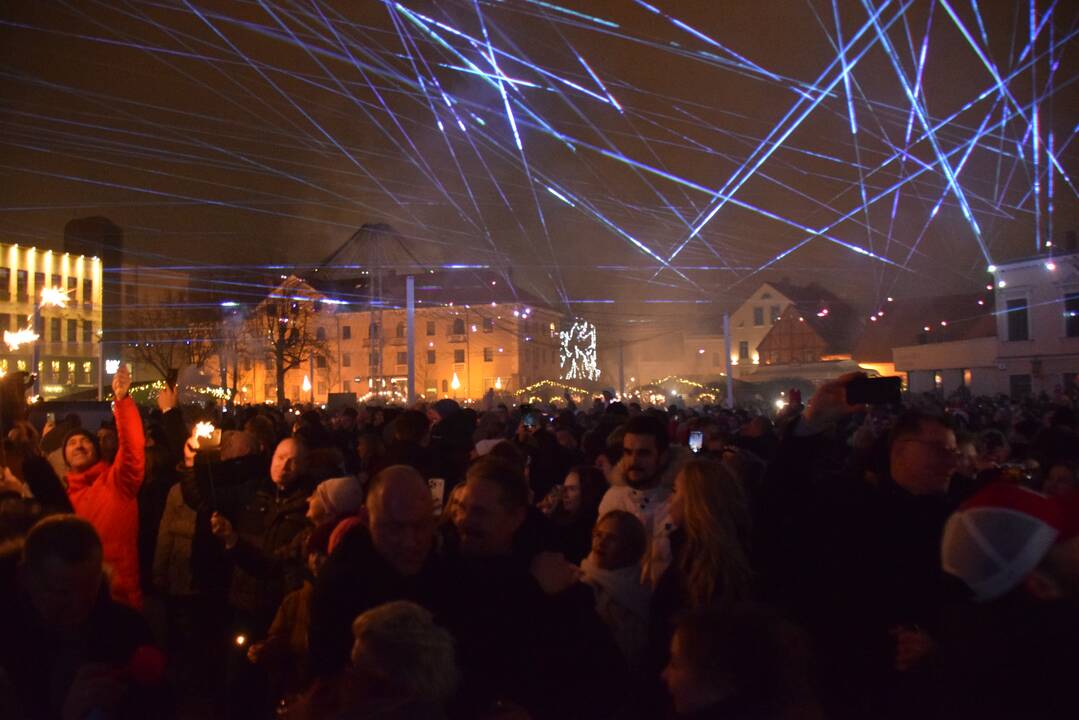 Teatro aikštėje – Naujųjų metų sutikimas