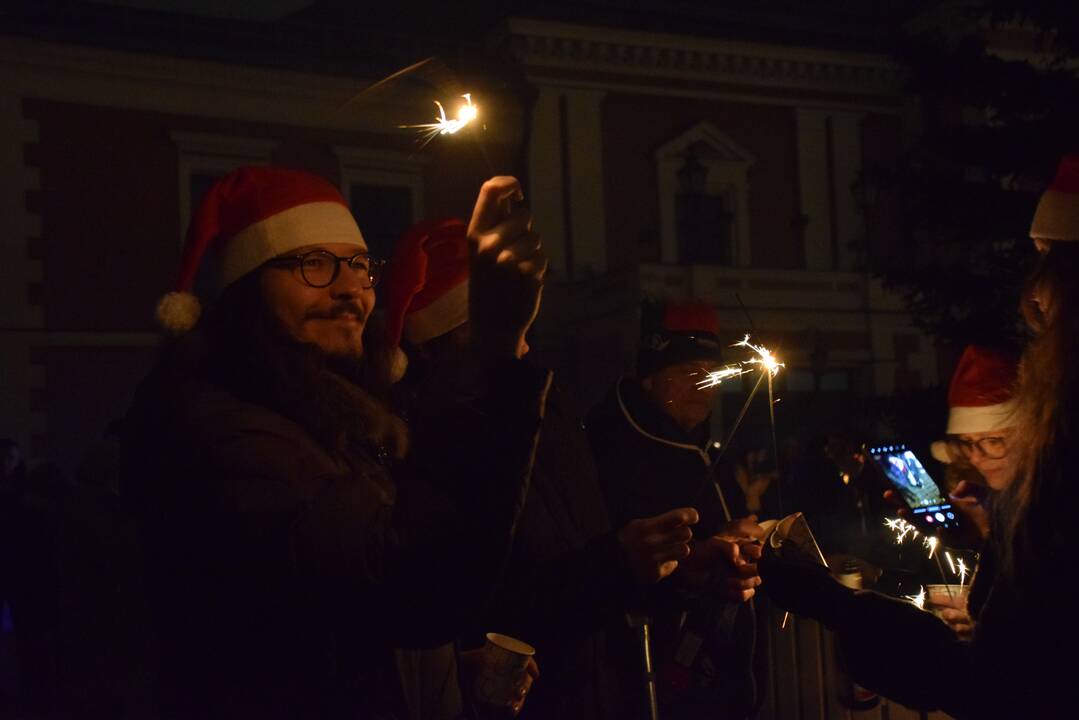 Teatro aikštėje – Naujųjų metų sutikimas