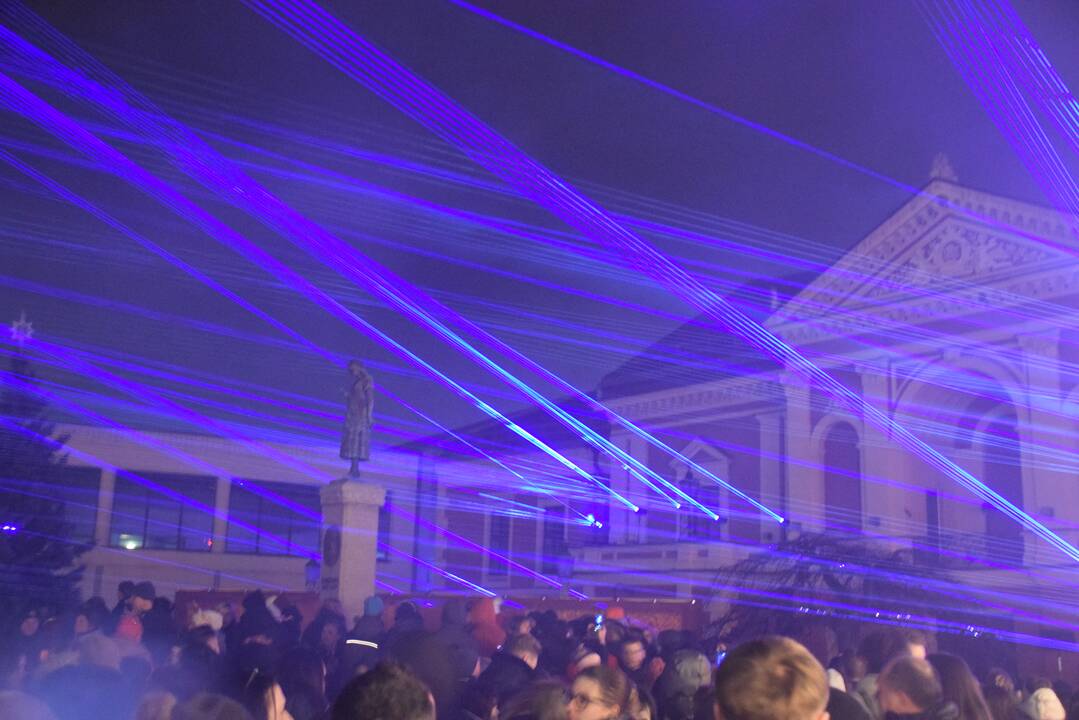 Teatro aikštėje – Naujųjų metų sutikimas