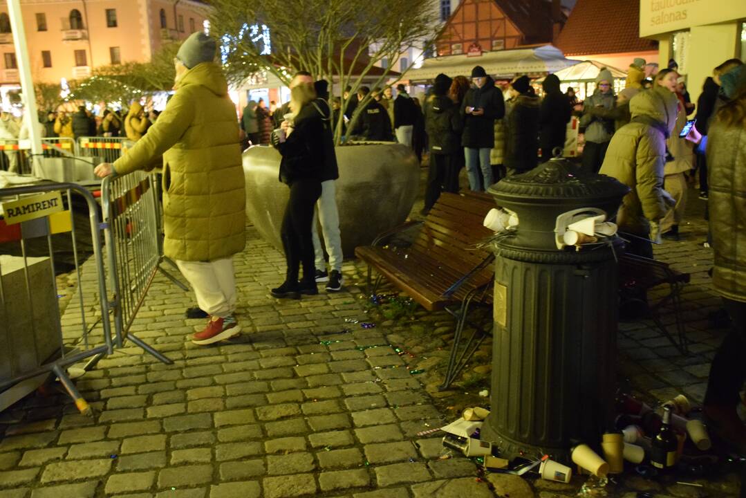 Teatro aikštėje – Naujųjų metų sutikimas