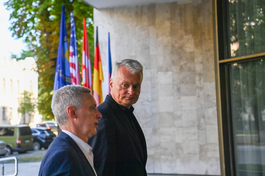 V. Zelenskiui įteiktas aukščiausias Lietuvos valstybės apdovanojimas