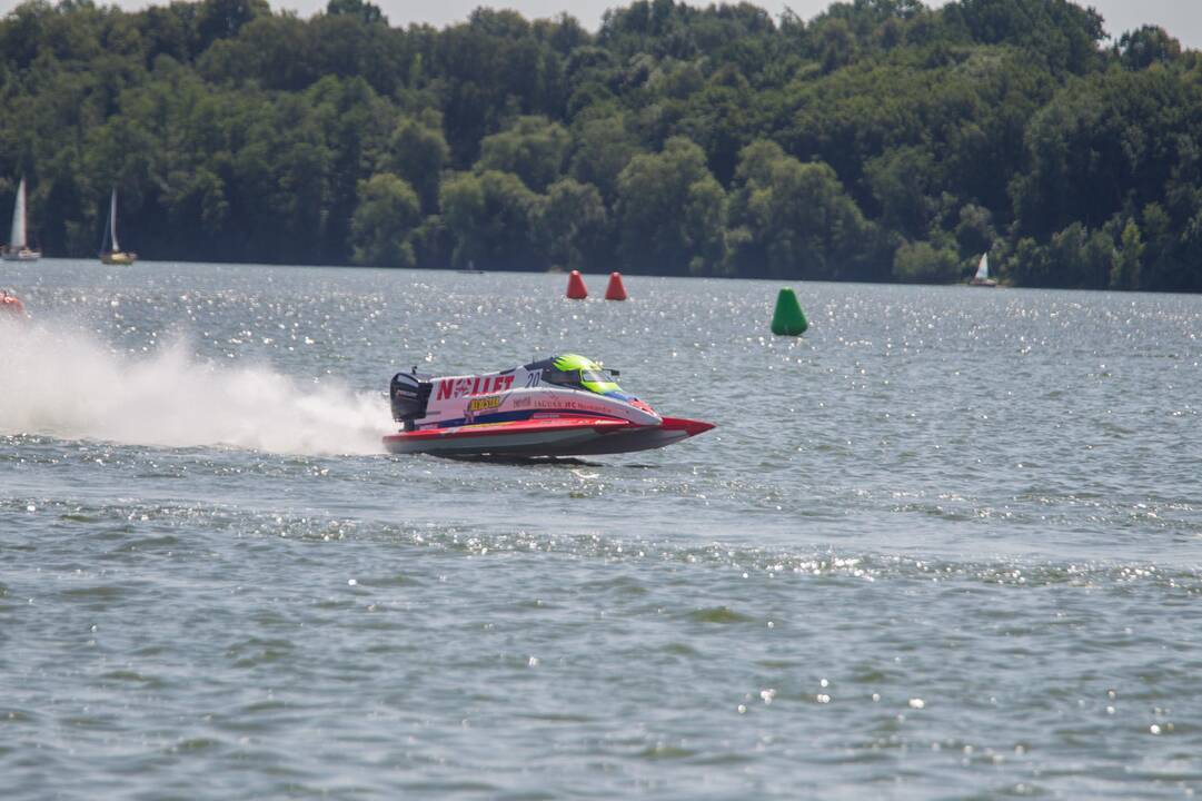F-2 pasaulio čempionatas: pirmo etapo finalinė diena