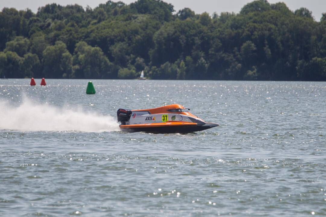 F-2 pasaulio čempionatas: pirmo etapo finalinė diena