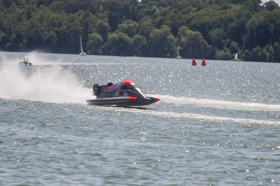 F-2 pasaulio čempionatas: pirmo etapo finalinė diena
