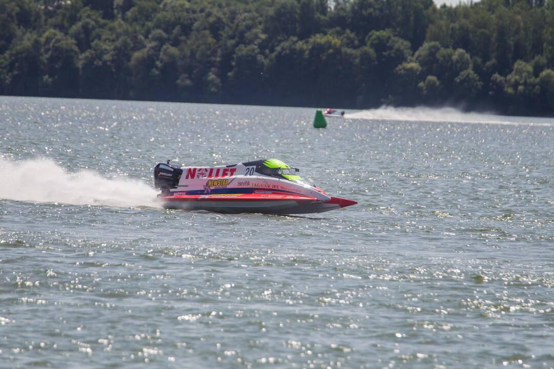 F-2 pasaulio čempionatas: pirmo etapo finalinė diena