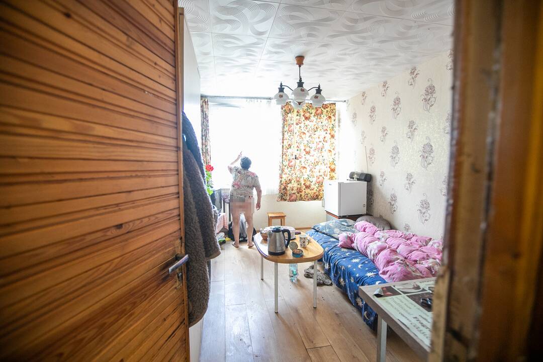 Smarvė: kaunietė, neapsikentusi iš kaimynės kambario nuolat sklindančiu išmatų kvapu, kreipėsi į "Kauno dieną".