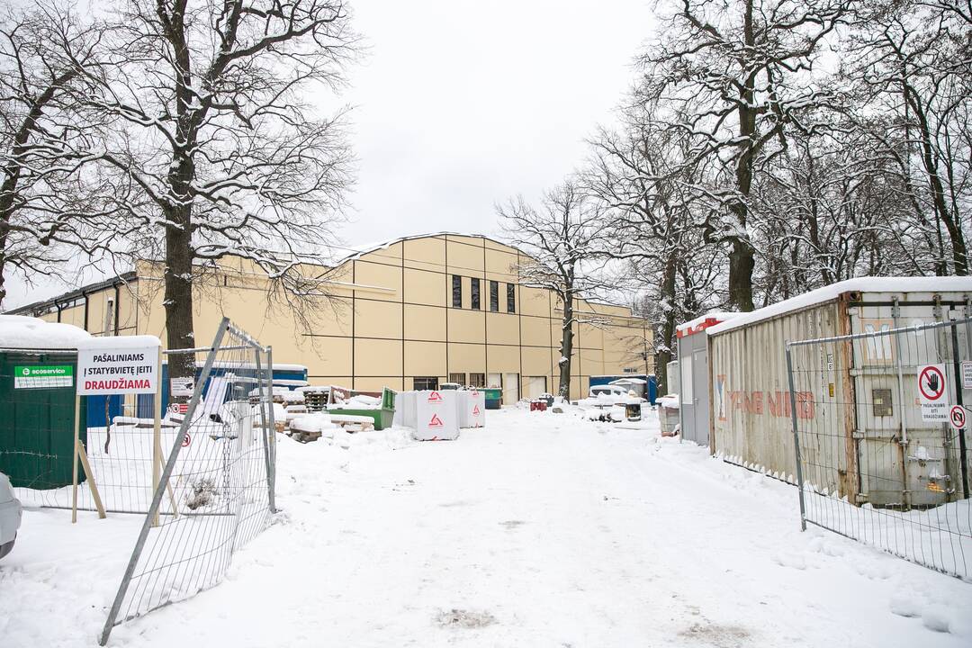 Jungtis: pėsčiųjų tiltas iš Karaliaus Mindaugo prospekto į Nemuno salą jau beveik pastatytas.