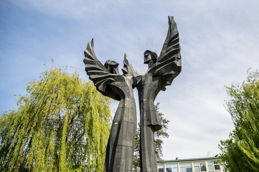 Neveikia: Taikos prospekte esančio fontano dalis kauniečių nė neprisimena, nes jis jau seniai apleistas.