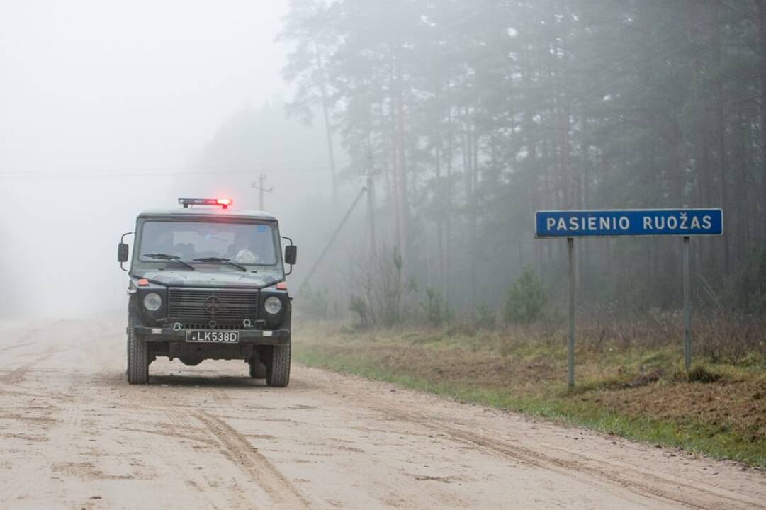 Nesutaria, ar nepaprastoji padėtis pasienyje su Baltarusija turėtų būti pratęsta