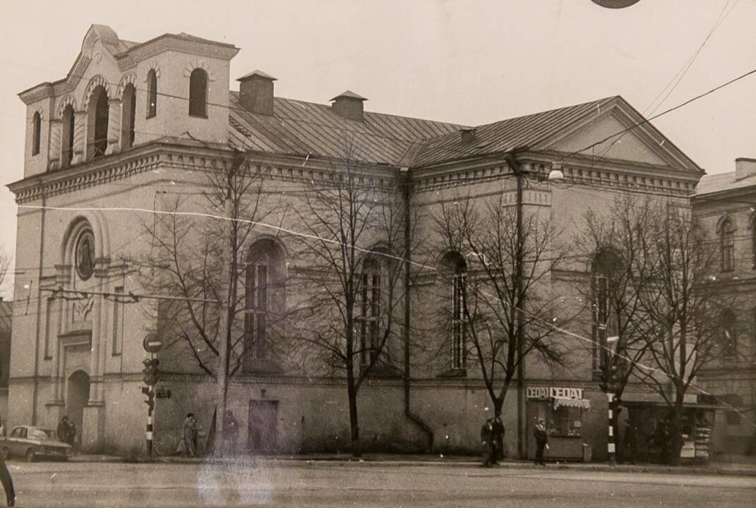 Gyvas: vienintelis tarpukarį ir sovietmetį pergyvenęs kino teatras „Romuva“ tęsia veiklą.