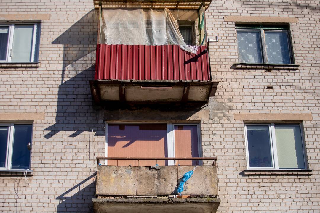 Skundas: K.Baršausko g. 70 namo gyventojai nesutinka mokėti sąskaitos už balkonų ekspertizę.
