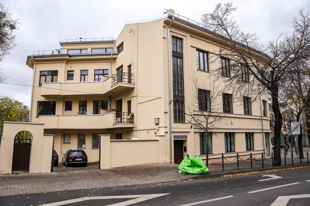 Atgimė: K.Donelaičio g. 78 namas po remonto traukia praeivių akis.