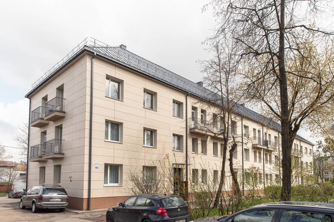 Nesiseka: ne pirmą kartą kyla problemų dėl A. Juozapavičiaus pr. 48A namo renovacijos.