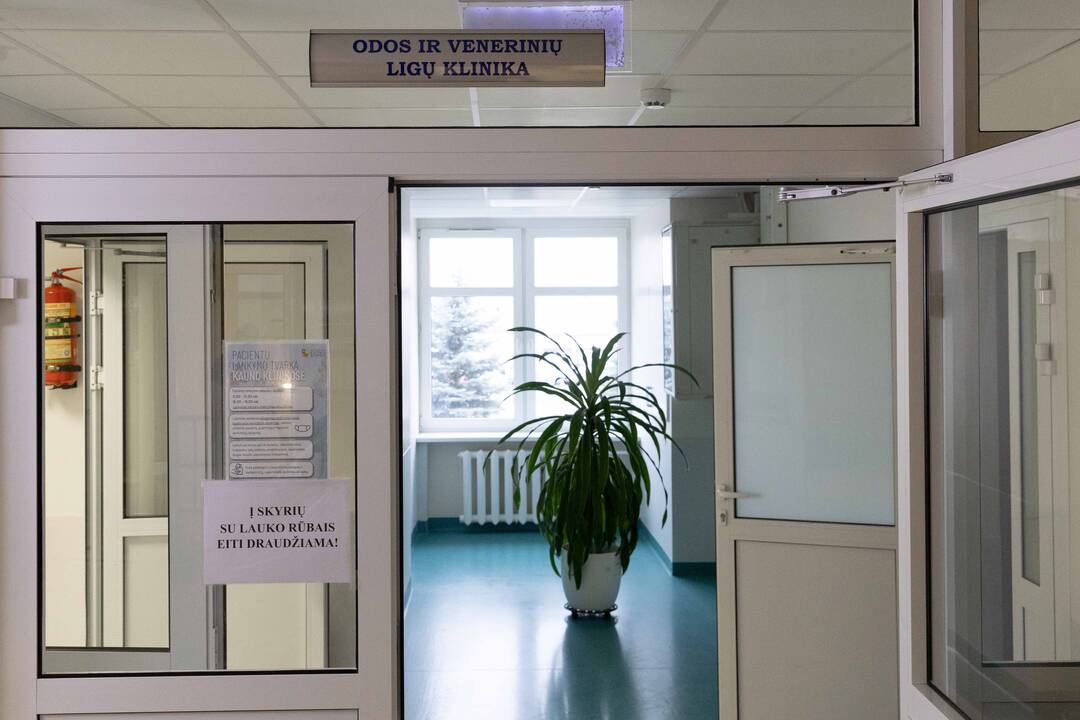 Situacija: Klinikų atstovai patvirtino, kad gautas ne vienas skundas dėl S. Valiukevičienės elgesio su darbuotojais.
