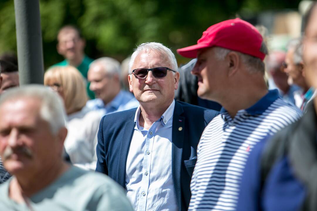 Pozicija: D.Motiejūnas nepritaria Sporto universiteto prijungimui.