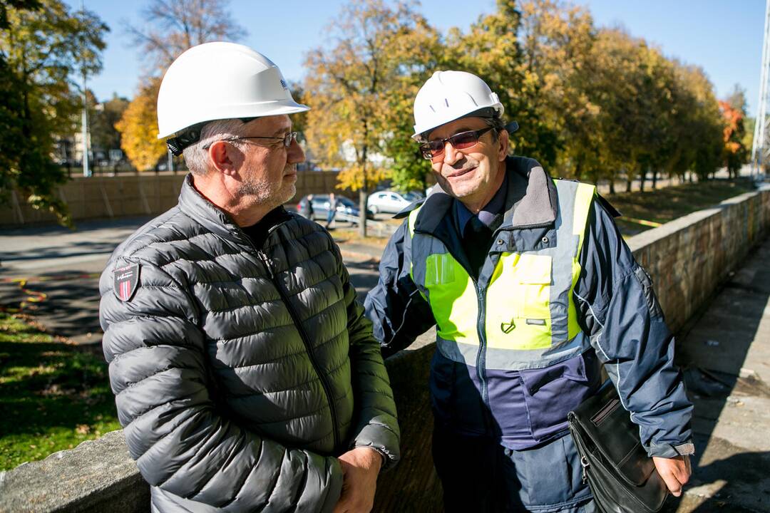 Darbo inspekcijos vizitas rekonstruojamame Kauno stadione