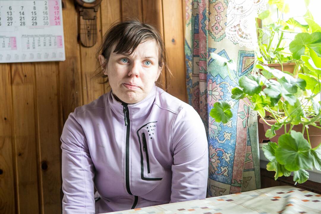 Išgirskite: žmonių gerumo moteris meldžia ne dėl savęs, o dėl vaikų.
