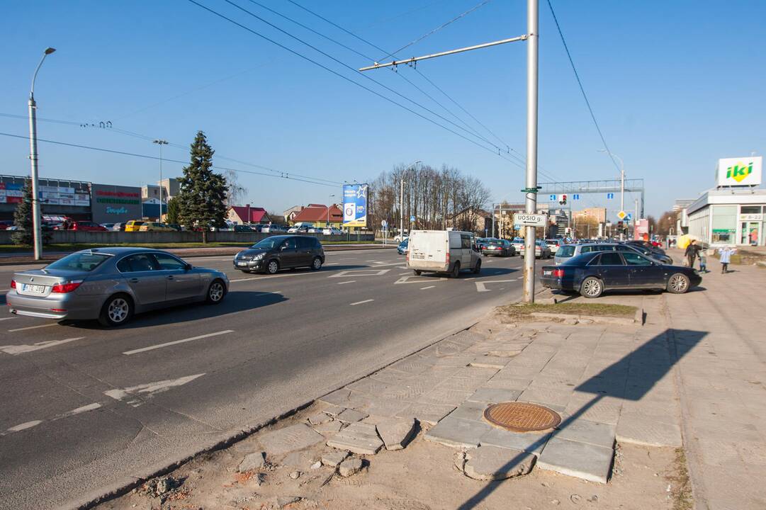 Eismas: netoli Aleksoto tilto atsiras papildomų eismo juostų.