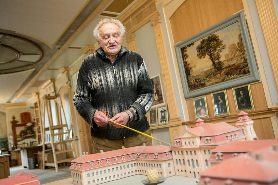 Patriotas: V.Gusas gilinasi į Jiezno ir Pacų giminės istorijas.