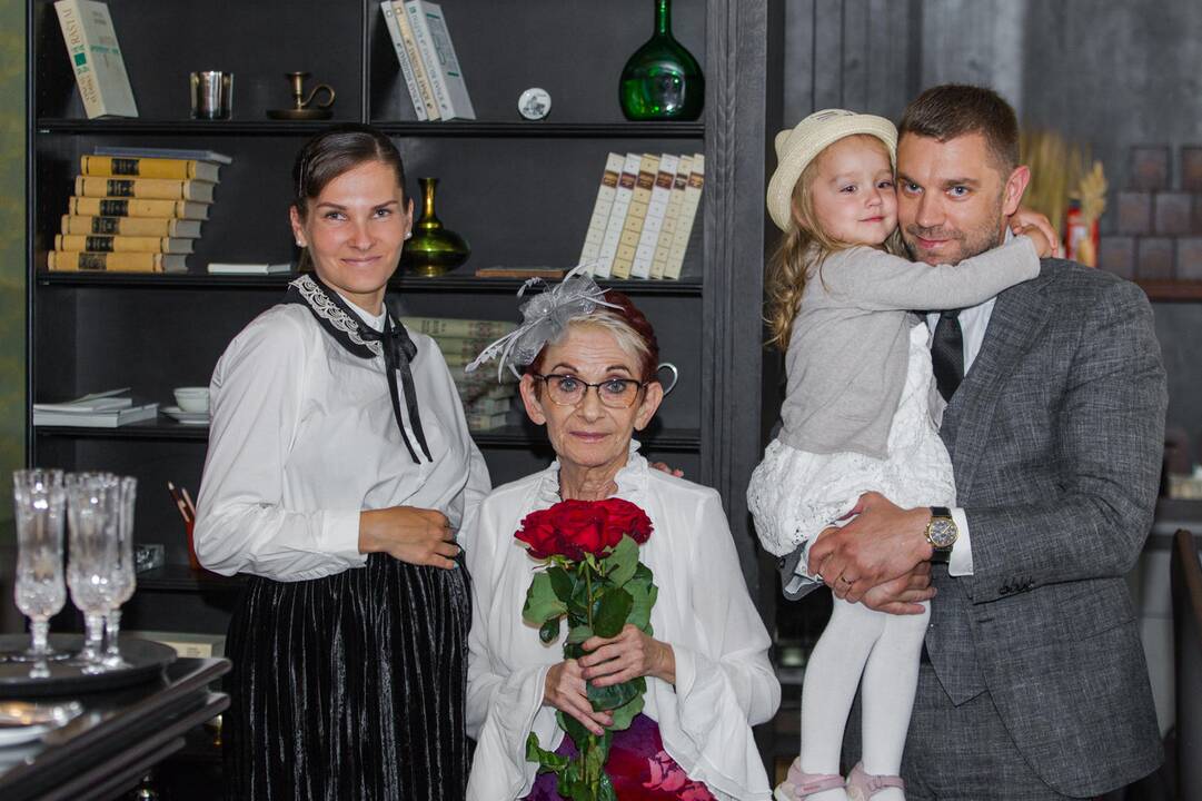 Įvairovė: B.Shirin neslepia, kad pastarieji metai pamėtėjo labai skirtingų išgyvenimų.