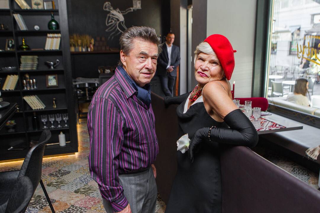 Įvairovė: B.Shirin neslepia, kad pastarieji metai pamėtėjo labai skirtingų išgyvenimų.