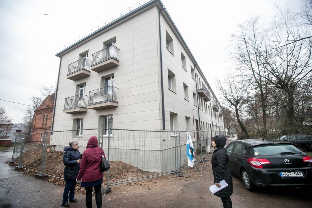 Vėluoja: buvo numatyta renovaciją baigti iki rudens, tačiau dabar terminas pratęstas.