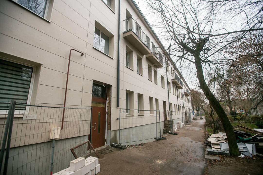 Vėluoja: buvo numatyta renovaciją baigti iki rudens, tačiau dabar terminas pratęstas.
