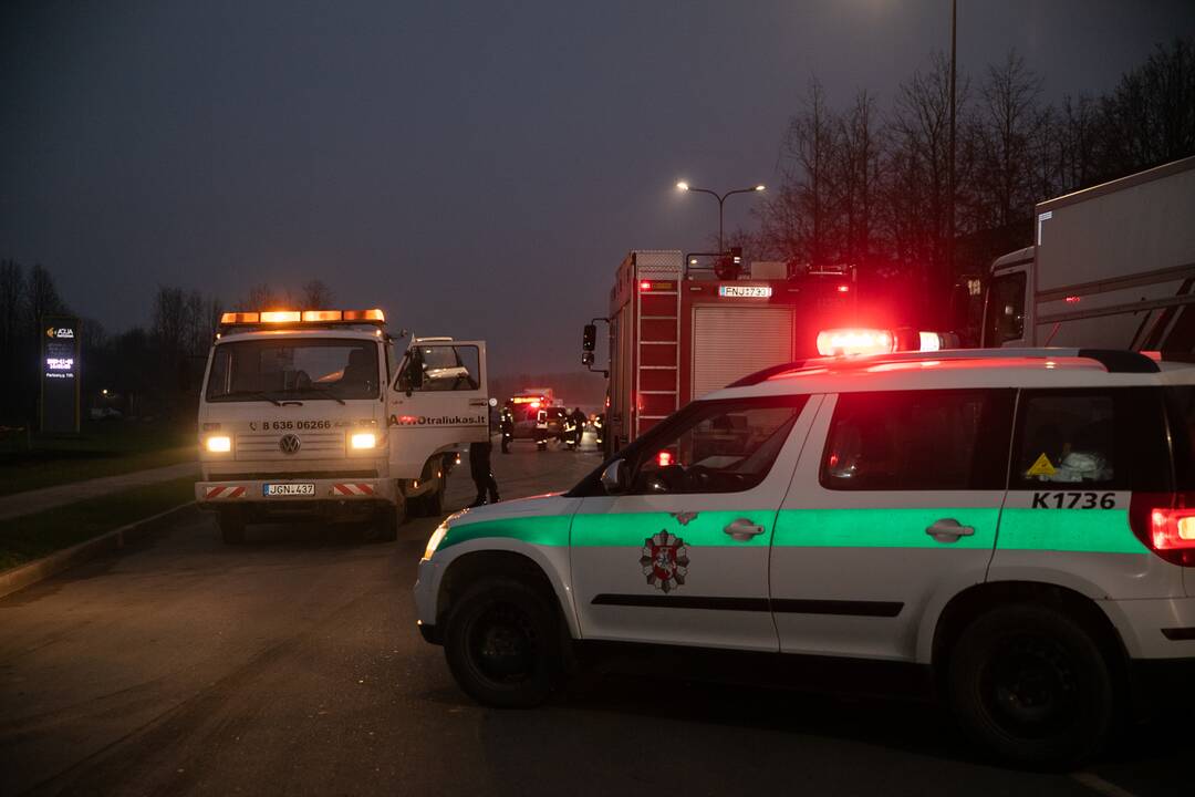 Stipri avarija Partizanų gatvėje