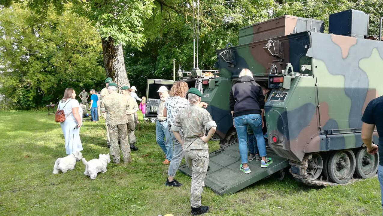 Paupių bendruomenė vėl drauge lydėjo vasarą