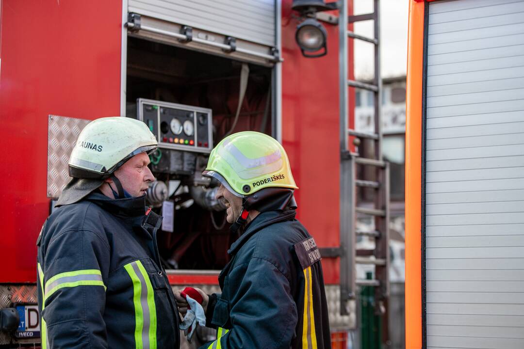 Ringauduose – sprogimas ir didžiulis gaisras