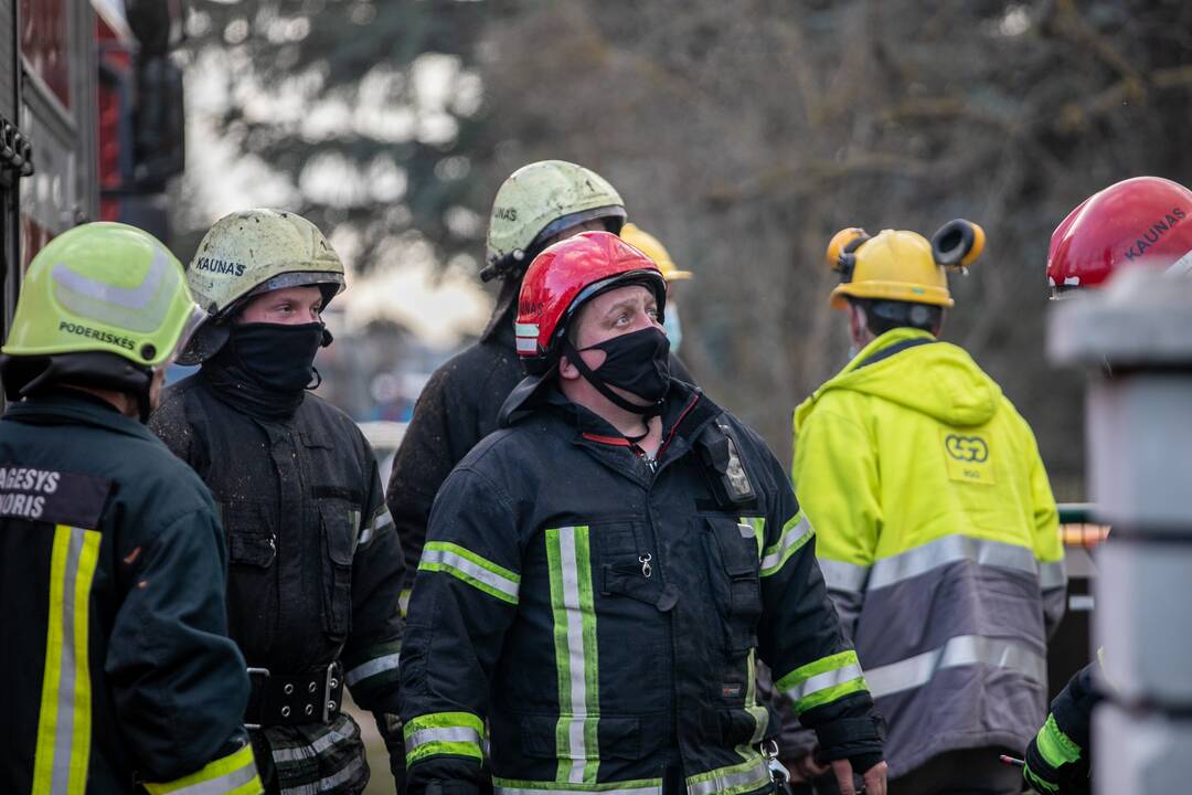 Ringauduose – sprogimas ir didžiulis gaisras