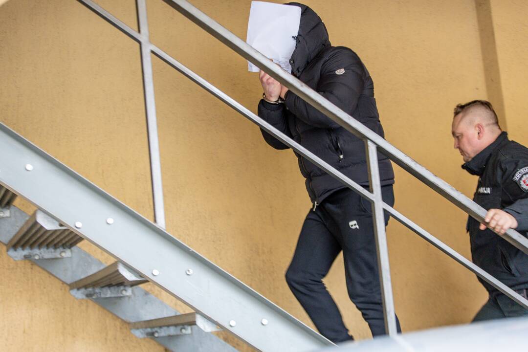 Prieš teismą stojo trečdalis garsiojo išpuolio Laisvės alėjoje dalyvių