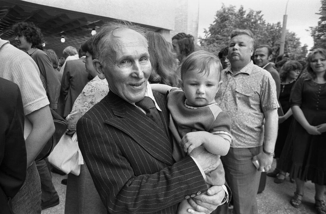 Akimirkos: vienas žymiausių šalies fotomenininkų džiaugiasi ne tik nuotraukomis, bet ir galimybe būti istorinių įvykiu liudininku.