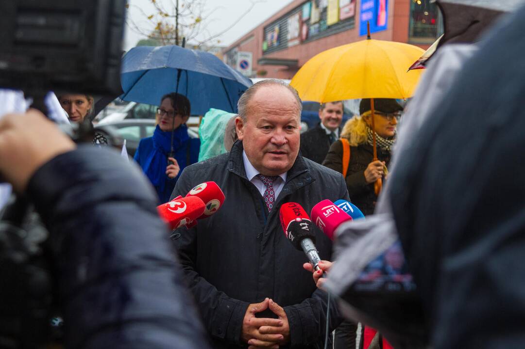 Piketas prieš planus dalį Kauno rajono teritorijos prijungti prie miesto