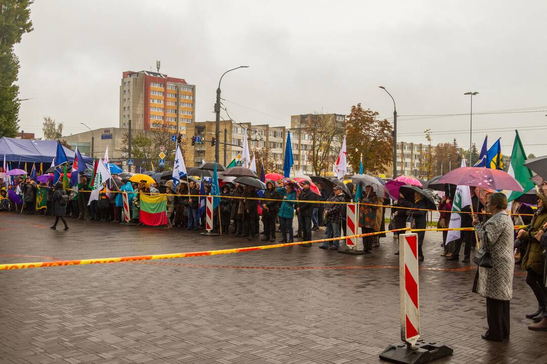 Piketas prieš planus dalį Kauno rajono teritorijos prijungti prie miesto