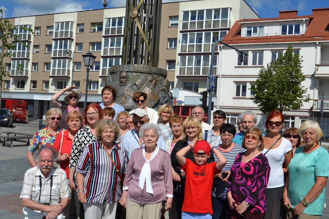 Kilmė: penkioliktus metus Kauno žemaičių kultūros draugijai vadovaujantis J.Vitkauskas didžiuojasi savo žemaitiškomis šaknimis.
