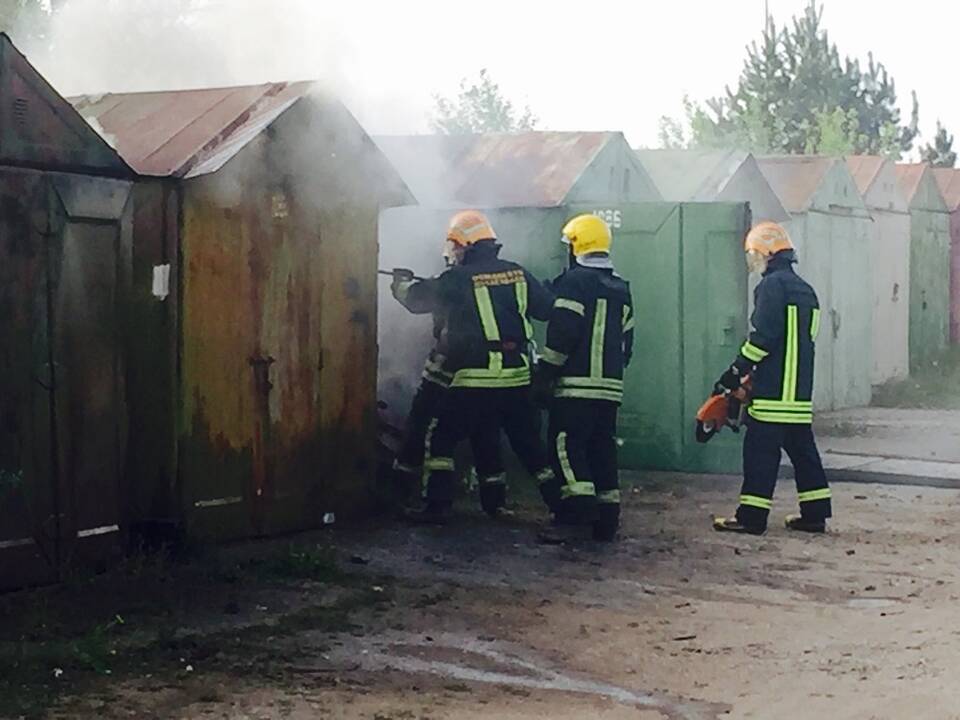 Tragedija Klaipėdoje: per gaisrą garaže žuvo pusamžis vyras