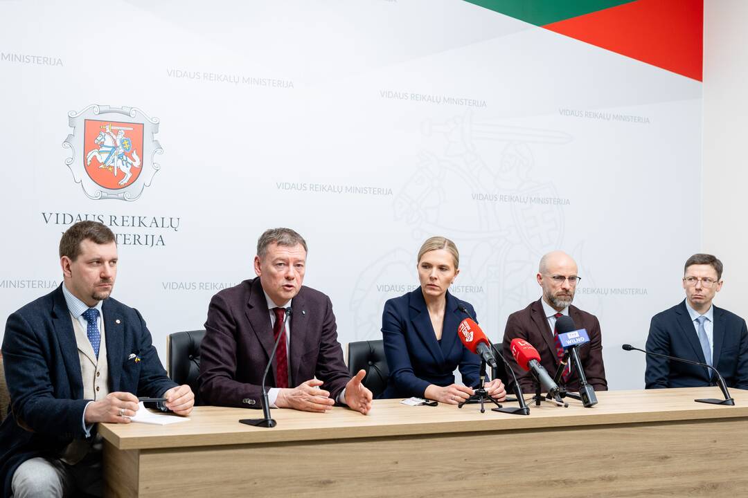 A. Bilotaitės ir verslo atstovų spaudos konferencija